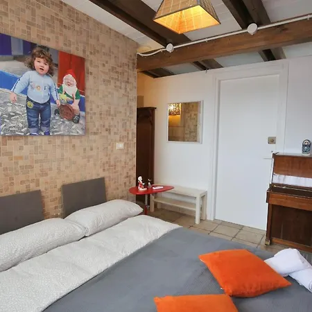 Guest house Music House A Confinante Via Per Turi 500m Dalle Grotte Castellana Grotte