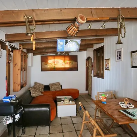 Music House A Confinante Via Per Turi 500m Dalle Grotte *