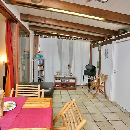 Music House A Confinante Via Per Turi 500m Dalle Grotte Guest house *