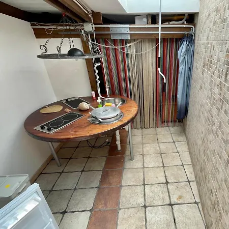 Guest house Music House A Confinante Via Per Turi 500m Dalle Grotte *