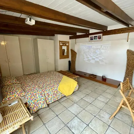 Music House A Confinante Via Per Turi 500m Dalle Grotte Guest house Castellana Grotte