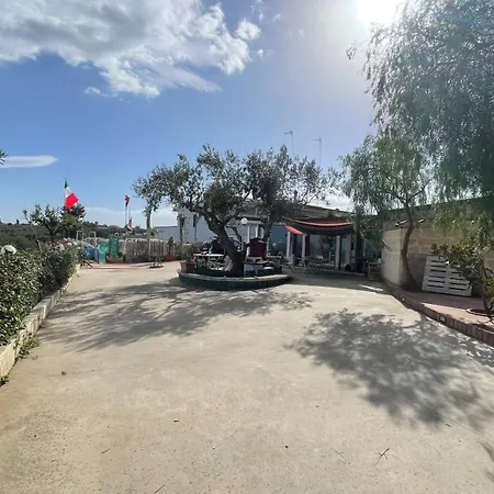 Music House A Confinante Via Per Turi 500m Dalle Grotte Guest house *